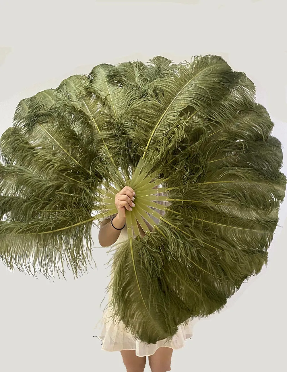 A pair Single layer Olive green Beginner’s Ostrich Feather Fan