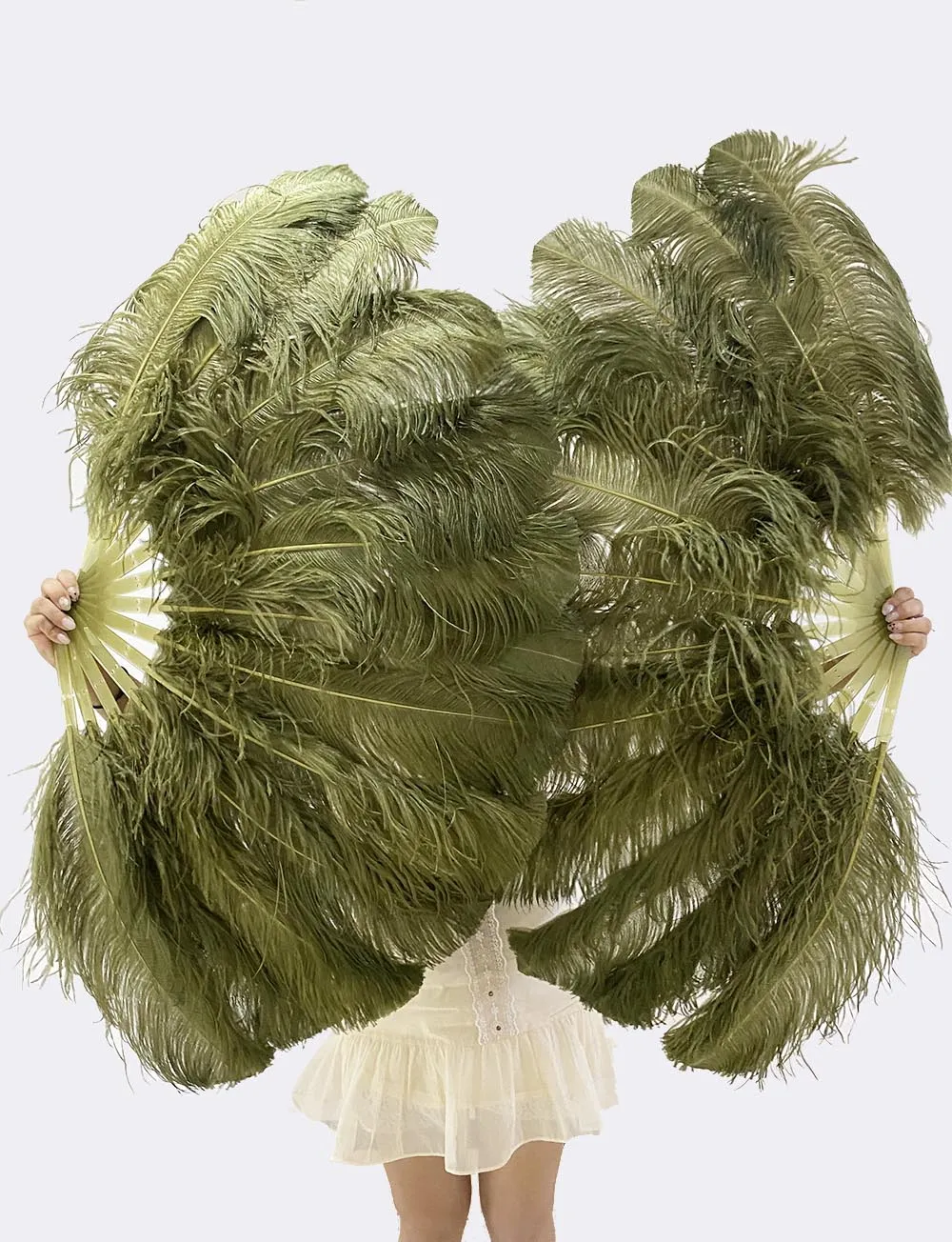 A pair Single layer Olive green Beginner’s Ostrich Feather Fan