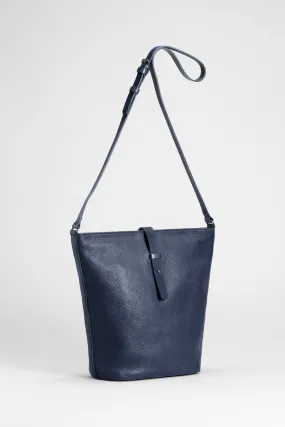 FAI BUCKET BAG