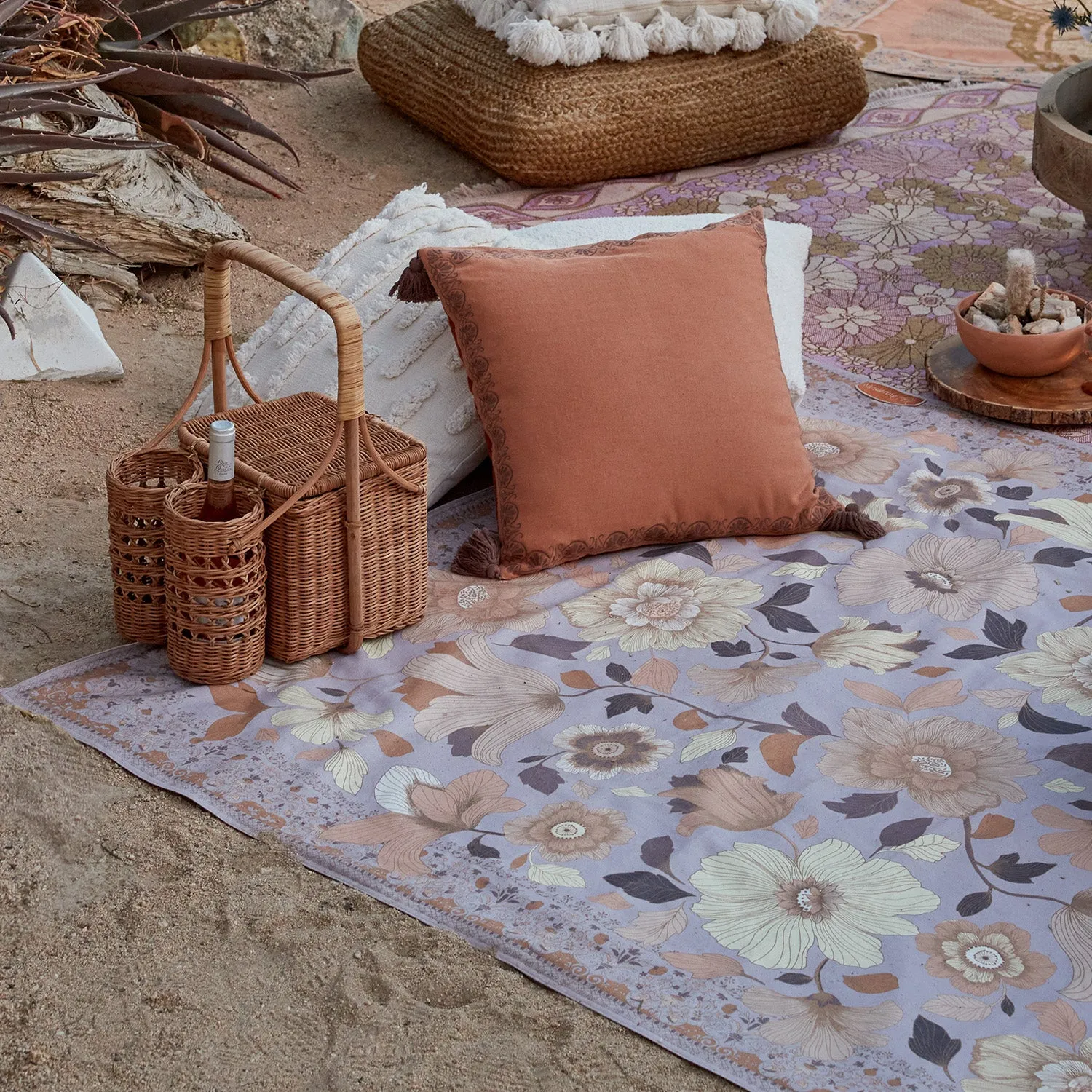 Grande Fleur Picnic Blanket