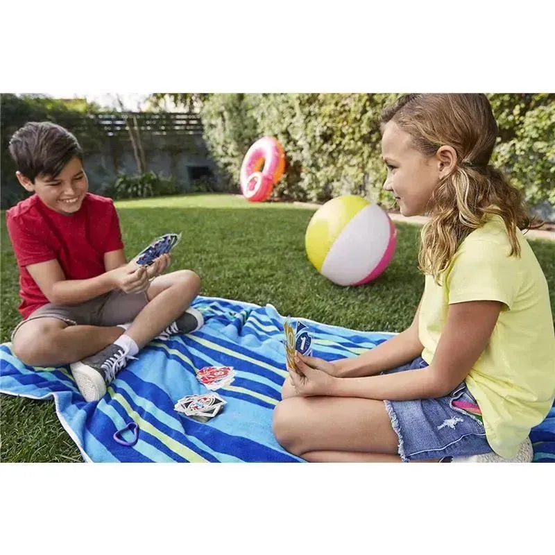 ?Mattel - UNO Splash Card Game for Outdoor Camping