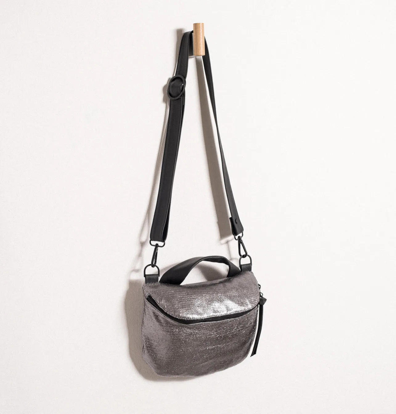 MIA CROSSBODY BAG