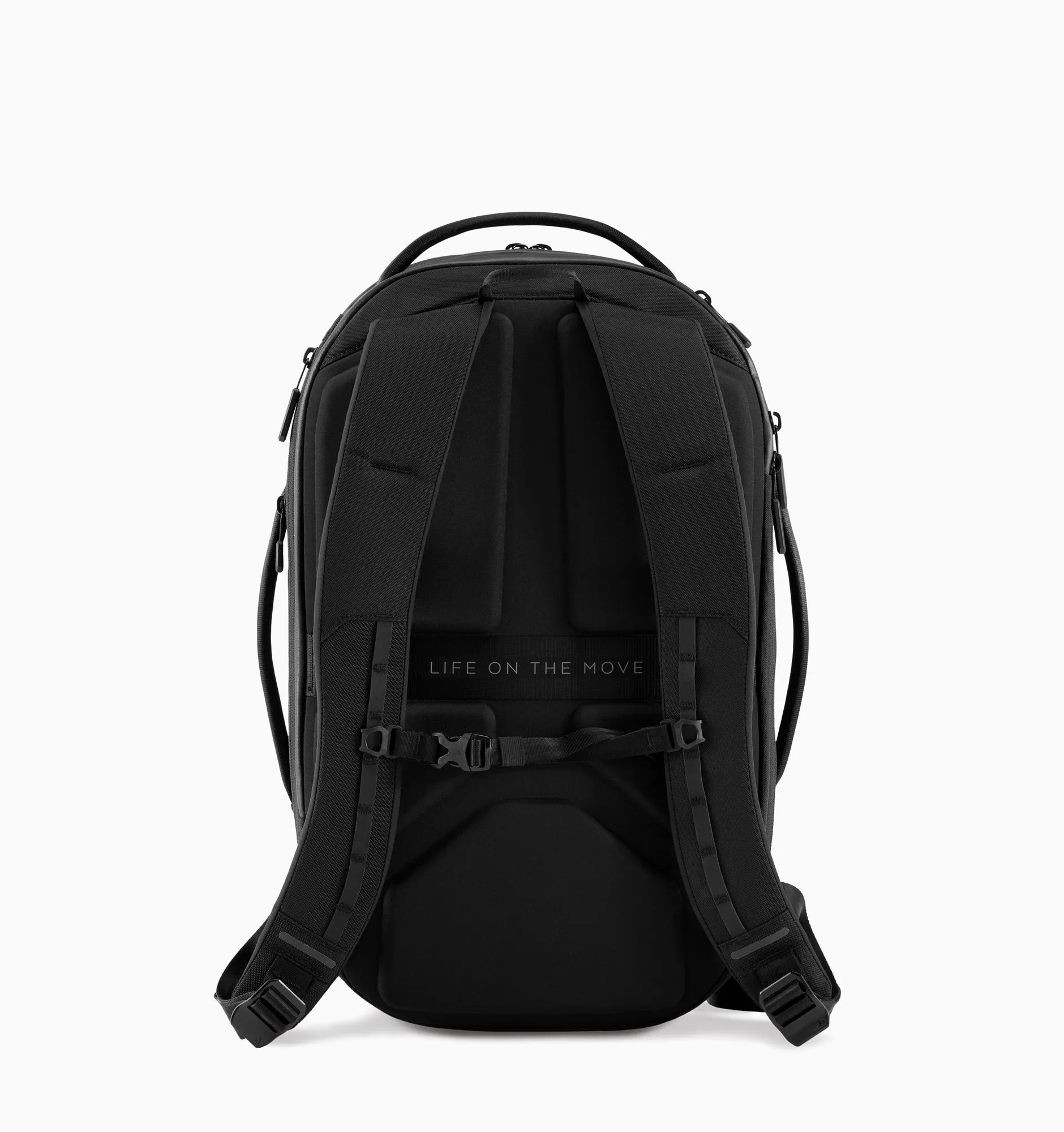 Nomatic Navigator Backpack