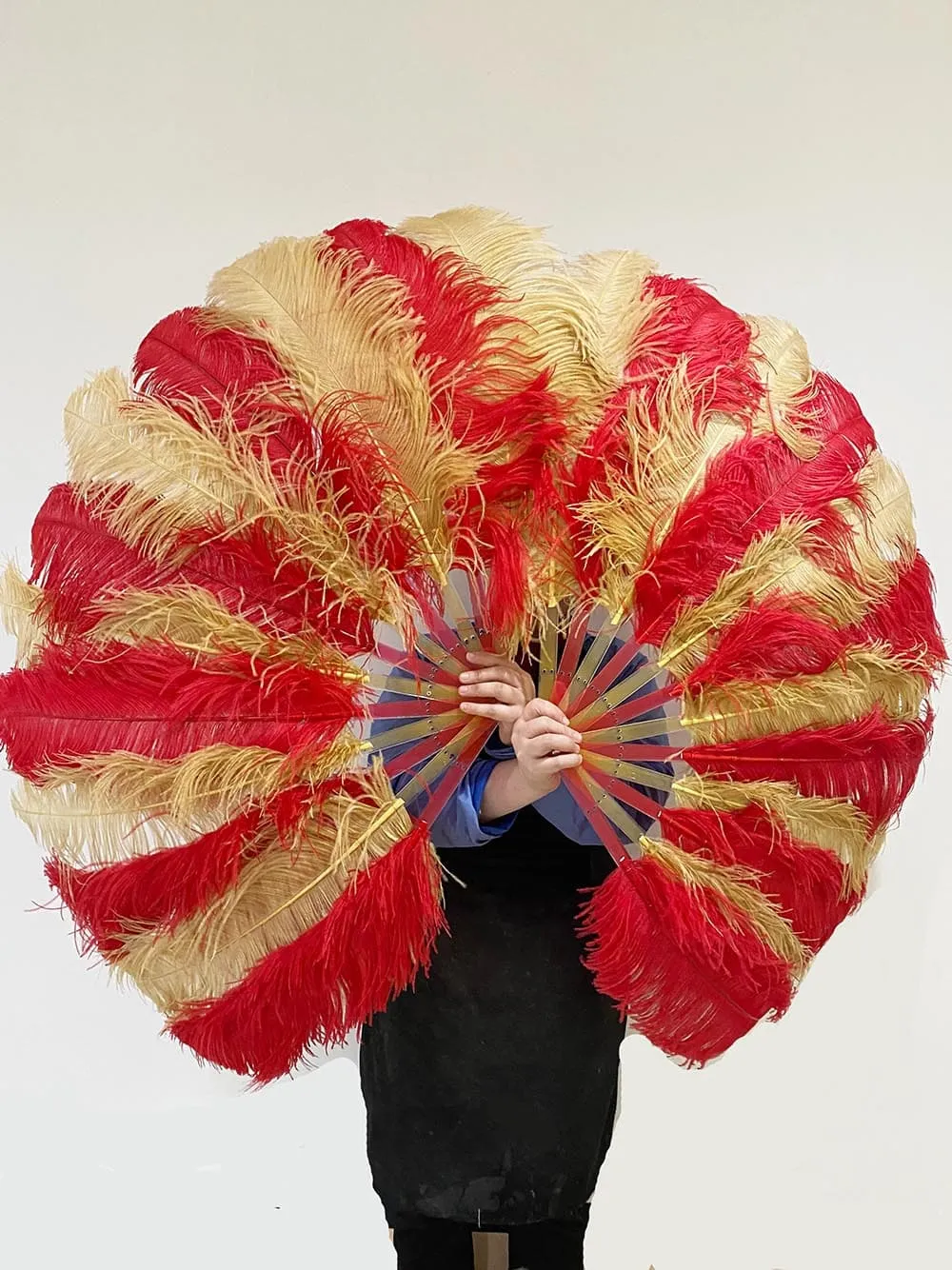 Single layer mix red & wheat Beginner’s Ostrich Feather Fan 25"x 45"