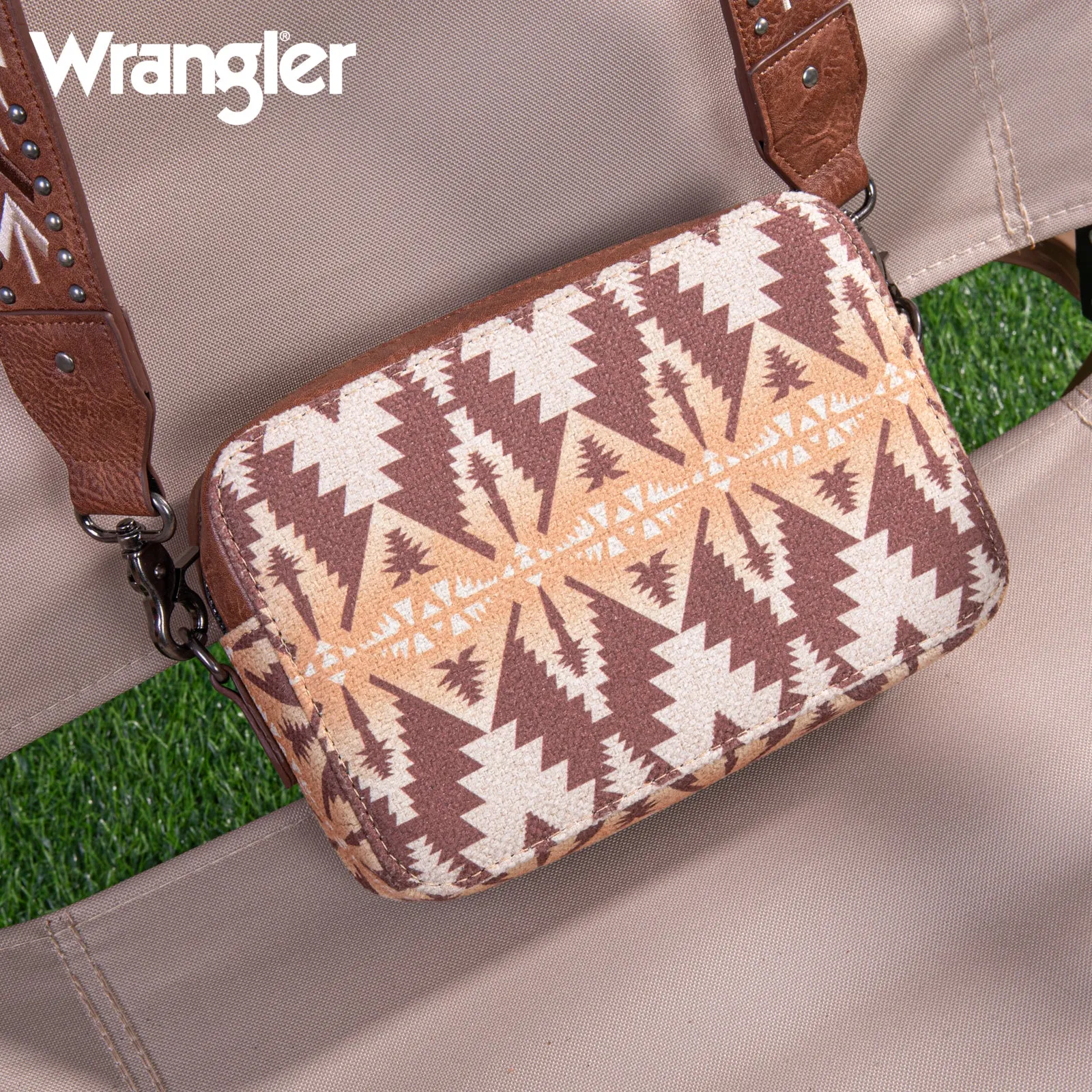 WG2207-3003  Wrangler Aztec Printed Crossbody Purse With Wallet Compartment - Light Coffee